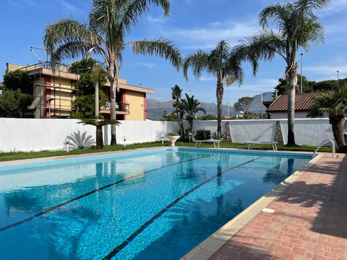 Casa Vacanze Villa Grace Villagrazia Di Carini Екстериор снимка
