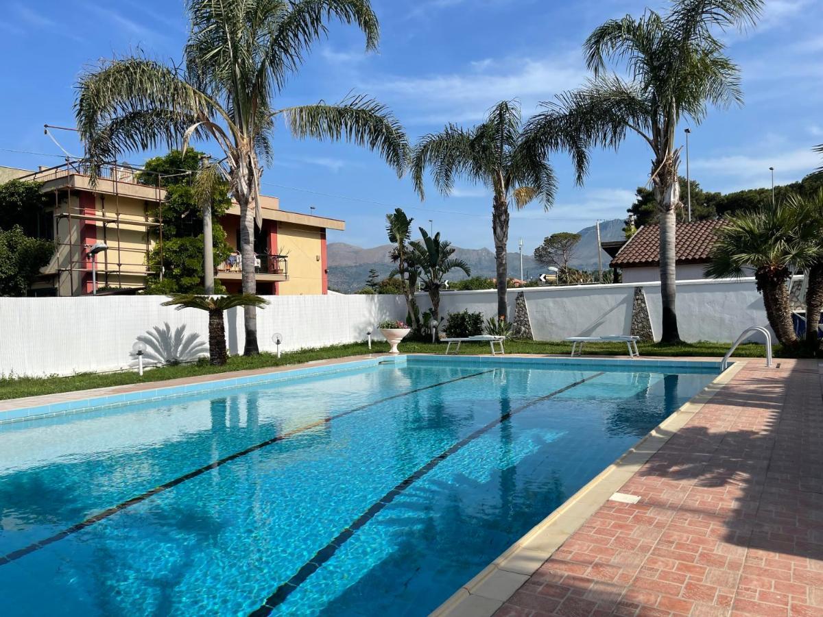 Casa Vacanze Villa Grace Villagrazia Di Carini Екстериор снимка