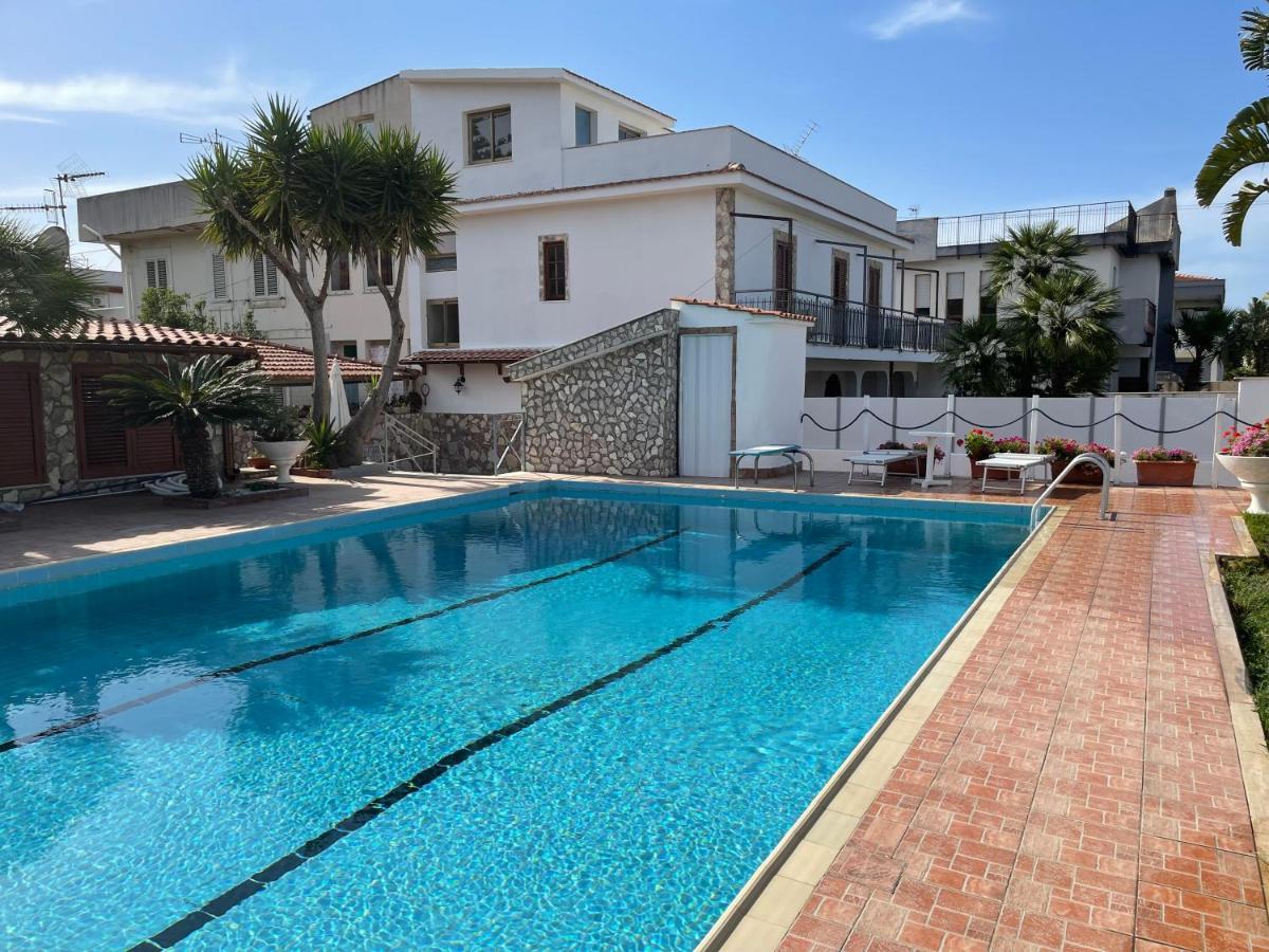 Casa Vacanze Villa Grace Villagrazia Di Carini Екстериор снимка