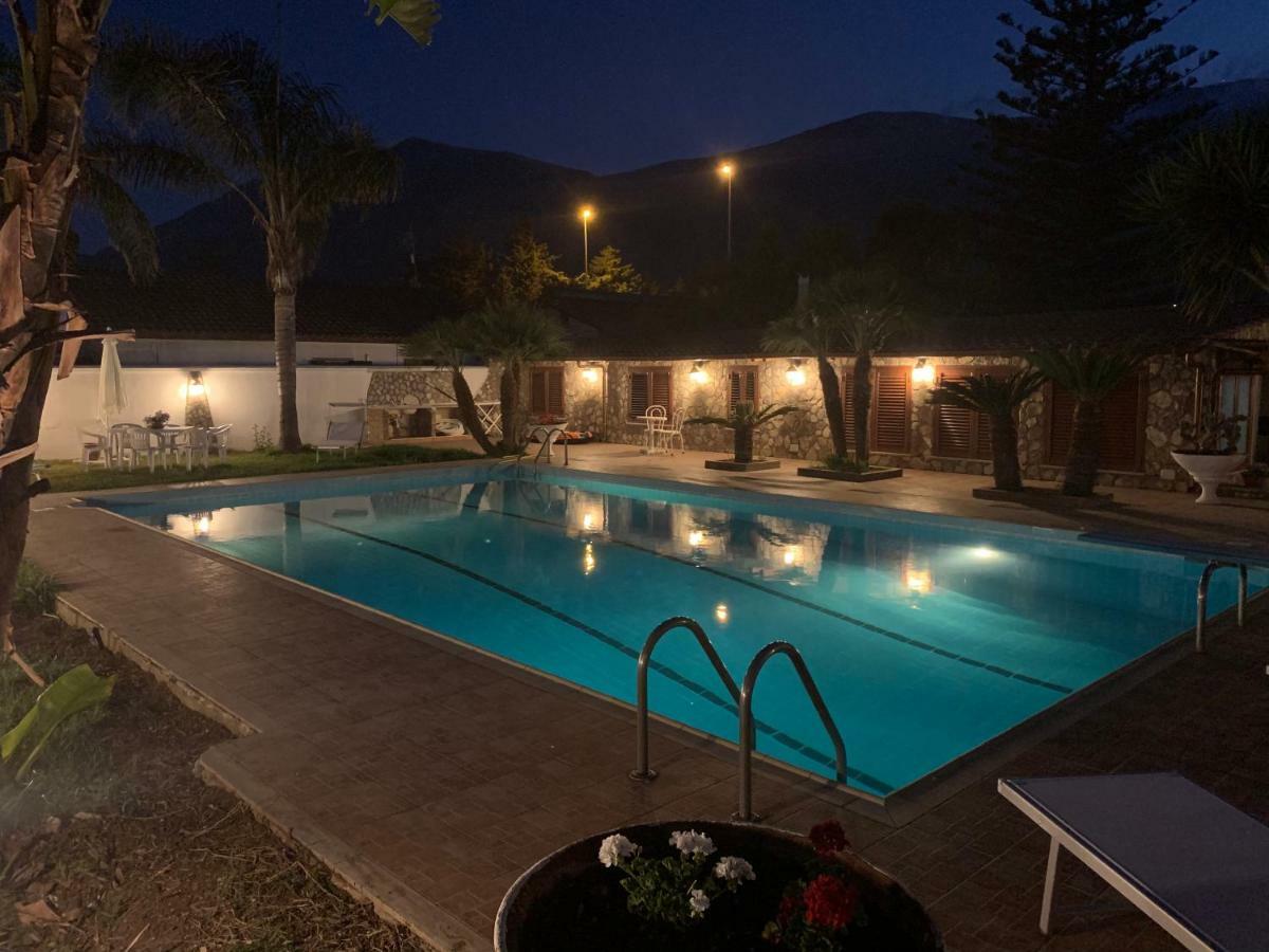 Casa Vacanze Villa Grace Villagrazia Di Carini Екстериор снимка